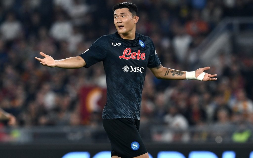 Il Bayern è su Kim: come funziona la clausola e quanto incasserebbe il Napoli