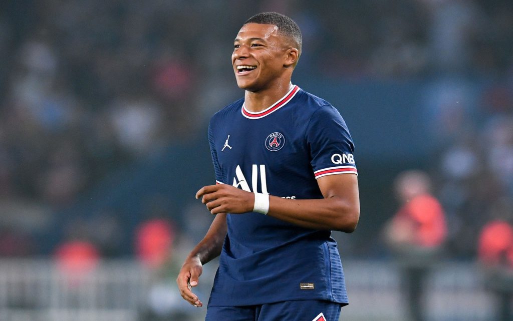 Perché l’offerta araba per Mbappé può avere risvolti legali