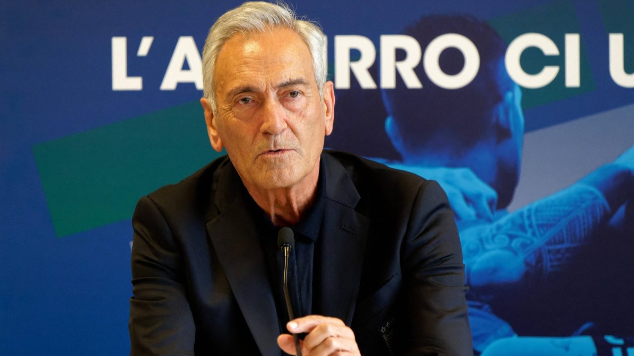 Continua lo scontro tra Agenti e FIGC
